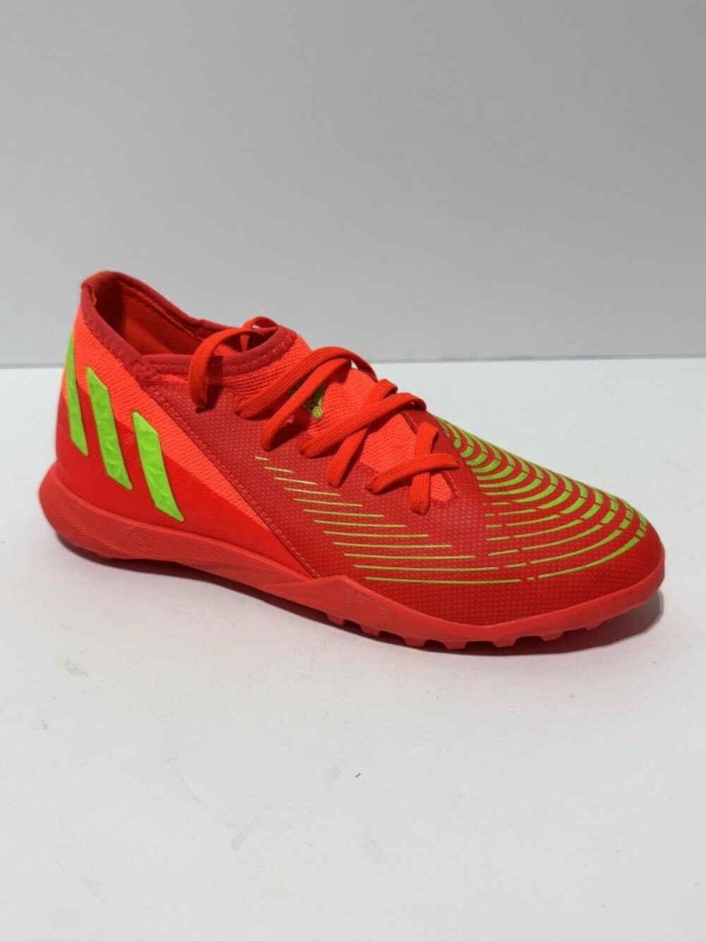 adidas Predator Edge.3 TF Soccer Shoes Size 4 M Big Kid